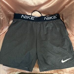 Nike Men's Dark Gray Athletic Shorts